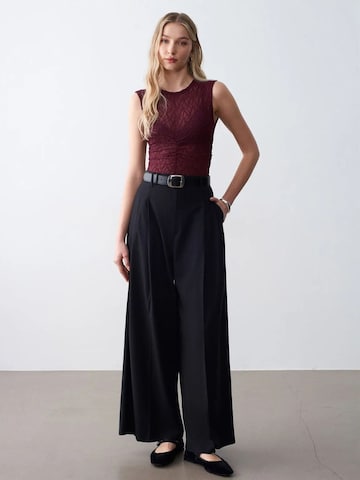 Dilvin Wide leg Pants in Black