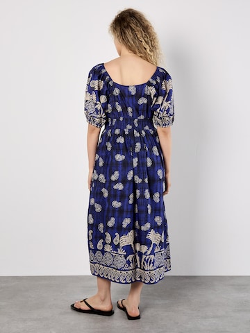 Apricot Paisley Print Button Midi Dress ' ' in Blau