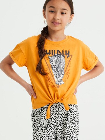 WE Fashion Shirt in Geel: voorkant