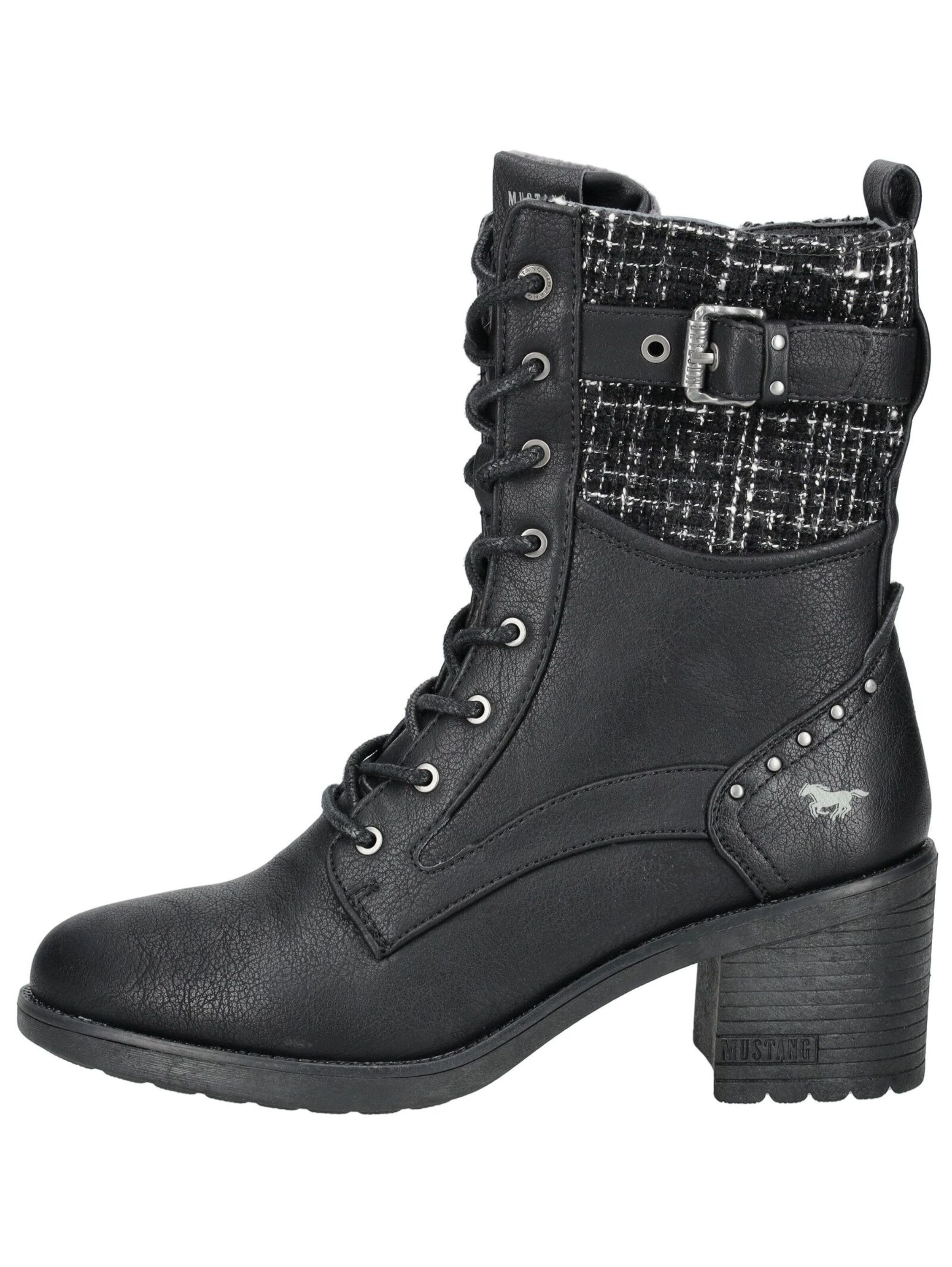 MUSTANG Lace-up bootie in Black