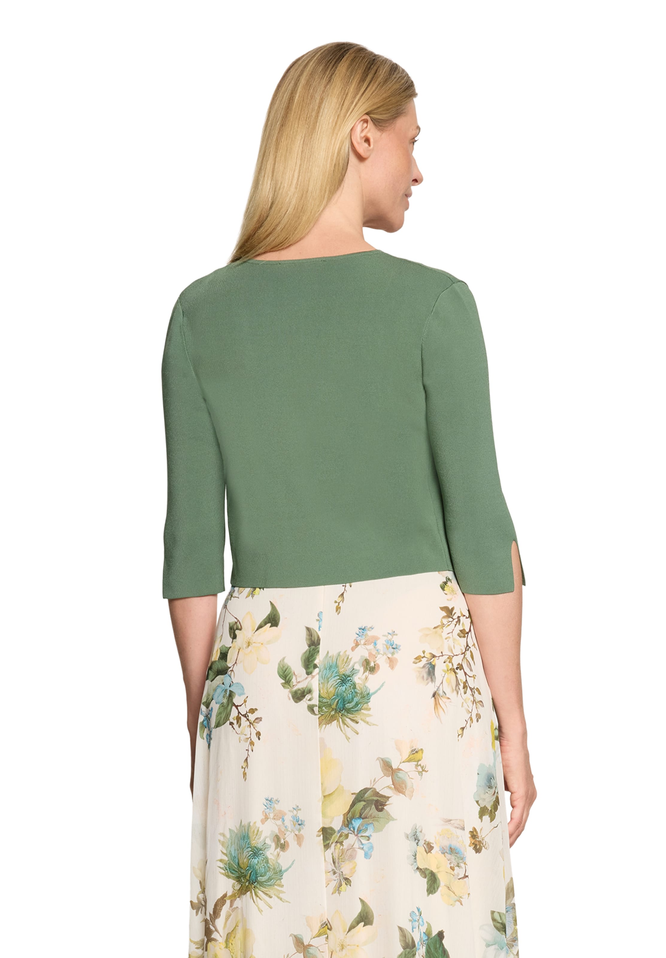 Bolero de la Vera Mont pe verde