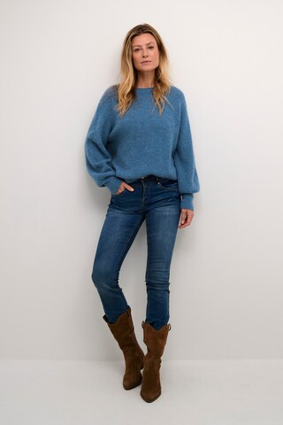 Pull-over 'Swan' Cream en bleu