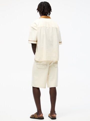 Pull&Bear Comfort Fit Košeľa - Béžová