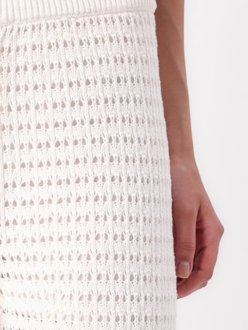 balta GAP Laisvas Kelnės