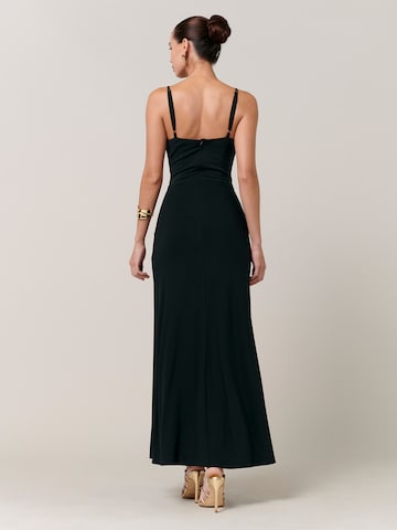 Sável Вечерна рокля 'Cynthia' в зелено