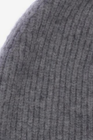EDITED Hut oder Mütze One Size in Grau