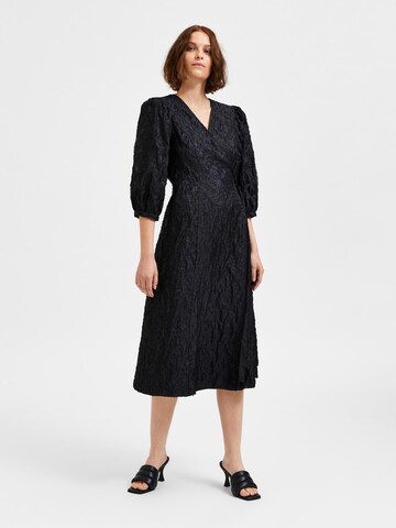 Robe 'Valla' SELECTED FEMME en noir : devant