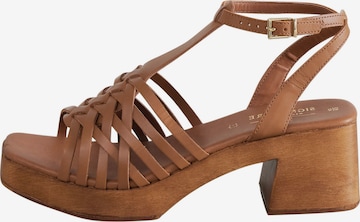 Next Sandale in Braun: Vorderseite