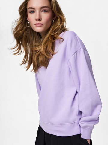 PIECES Свитшот 'PCChilli' в Лиловый