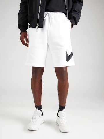 Nike Sportswear regular Παντελόνι 'CLUB' σε λευκό: μπροστά