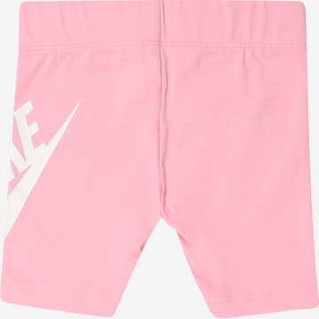 Regular Pantalon Nike Sportswear en rose