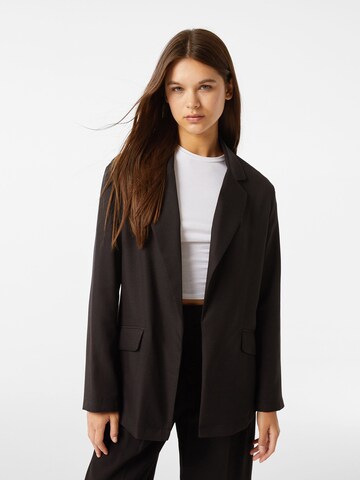 Bershka Blazers in Zwart: voorkant