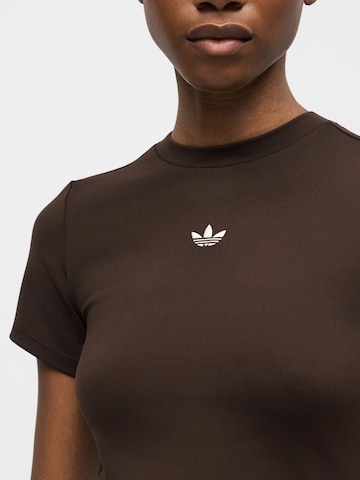ADIDAS ORIGINALS Μπλουζάκι 'ESS' σε καφέ