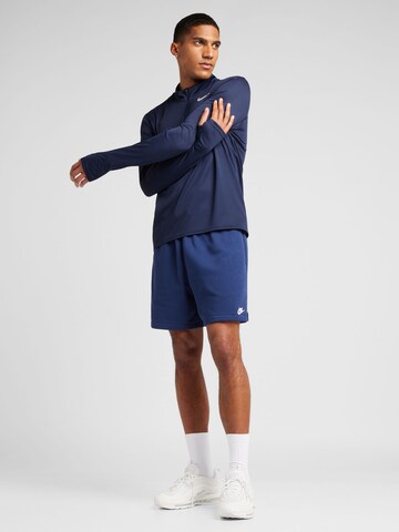 Nike Sportswear Loosefit Kalhoty 'CLUB' – modrá