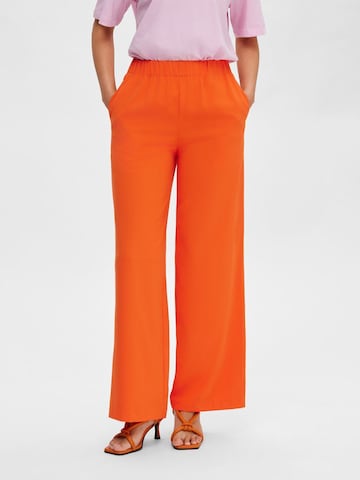 Loosefit Pantalon 'TINNI' SELECTED FEMME en orange : devant