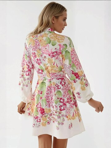 Hiccup - Vestidos camiseiros em branco