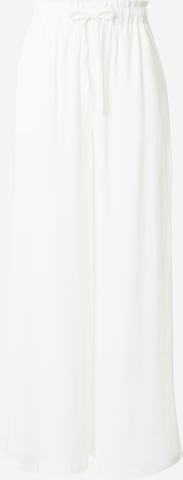 A-VIEW Wide leg Trousers 'Lerke' in White: front