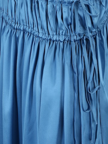 Warehouse Kleid in Blau