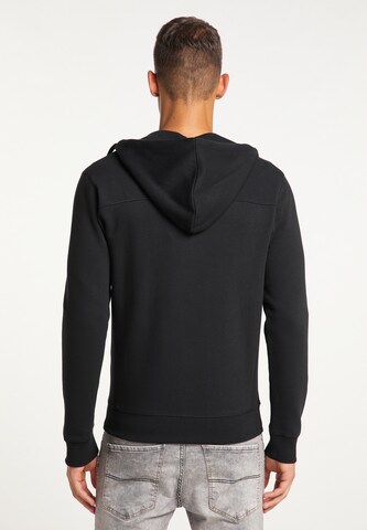 MO Zip-Up Hoodie in Black