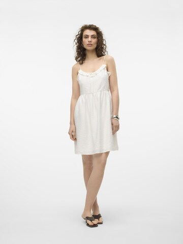 Robe 'WICKY' VERO MODA en blanc