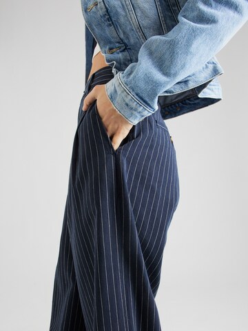 LEVI'S ® Široke hlačnice Hlače z naborki 'Pleated Wideleg Trouser' | modra barva