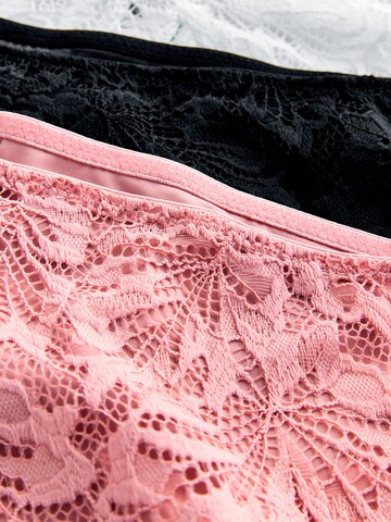 Next - Braga en rosa