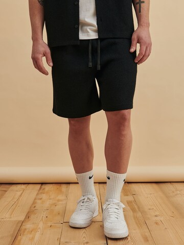 regular Pantaloni 'Moritz' di DAN FOX APPAREL in nero: frontale