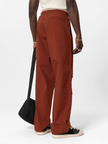 VAMOS CLO Wide leg Cargobroek 'Copperas COVE' in Rood