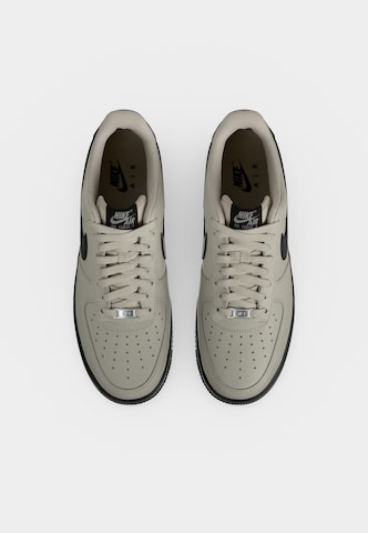 pelēks Nike Sportswear Zemie brīvā laika apavi 'Air Force 1 '07'