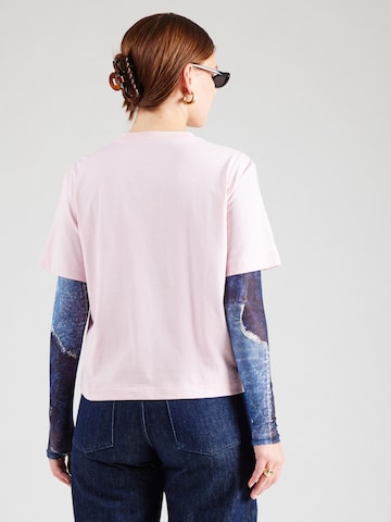 Calvin Klein Jeans T-Shirt in Pink