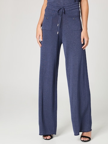 Guido Maria Kretschmer Collection Pants 'Kiara' in Blue: front