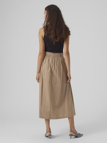 VERO MODA - Falda en marrón