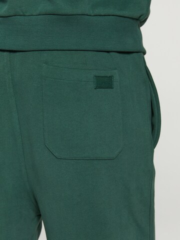 Shiwi Tapered Broek in Groen