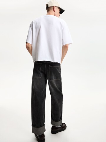 BershkaLoosefit Traperice - siva boja