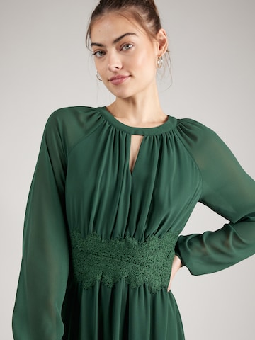 VILA Вечерна рокля 'Milina' в зелено