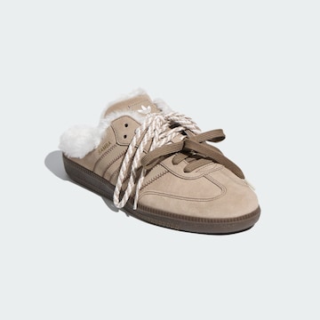 ADIDAS ORIGINALS - Zapatillas de casa en marrón: frente