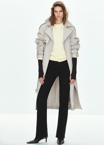 MANGO Regular Jeans 'NEW FIONA' in Schwarz: Vorderseite