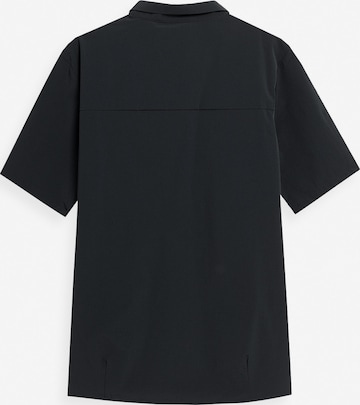 4F Performance shirt in Black