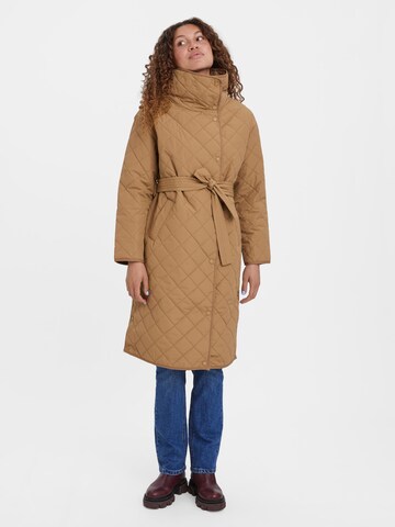 VERO MODA Overgangsfrakke 'Adelakim' i beige