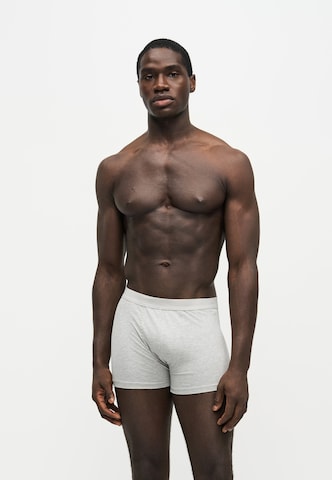 ABOUT YOU Boxer shorts 'Dante' in Blue: front