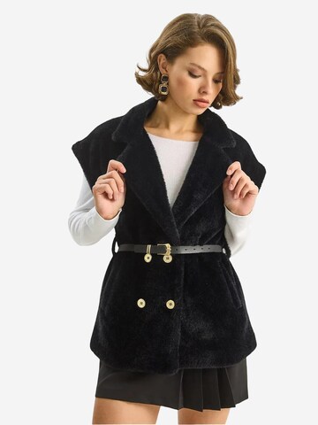 Gilet in maglia di Bianco Lucci in nero: frontale