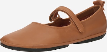 Ballerina con cinturino 'Right Nina' di CAMPER in beige: frontale