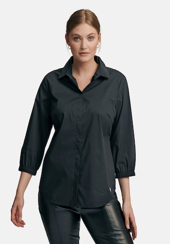 Anna Aura Blouse in Zwart: voorkant