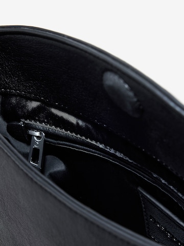 Desigual Válltáska - fekete