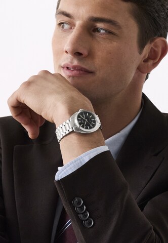 Montre à affichage analogique 'Marlin Draper' TIMEX en argent