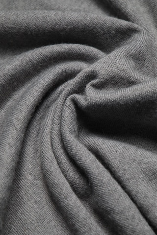 YVES Sweater & Cardigan in M in Grey