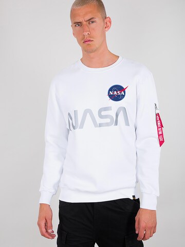 ALPHA INDUSTRIES Sweatshirt 'Nasa Reflective' in Wit: voorkant