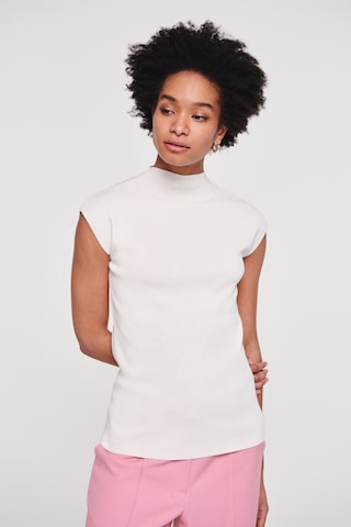Aligne Sweater 'Henley Grow On' in White: front