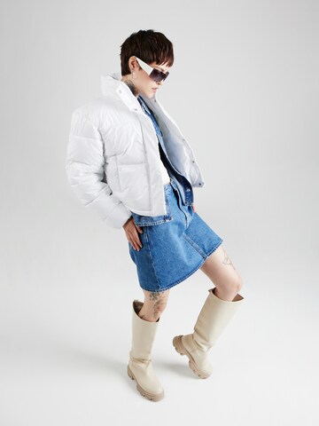 Calvin Klein Jeans Övergångsjacka i vit