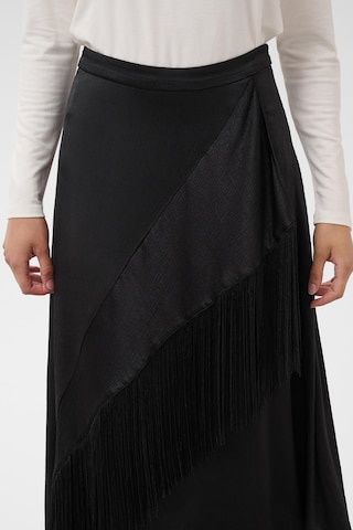 SOAKED IN LUXURY Rok 'Mirabella Aragat' in Zwart